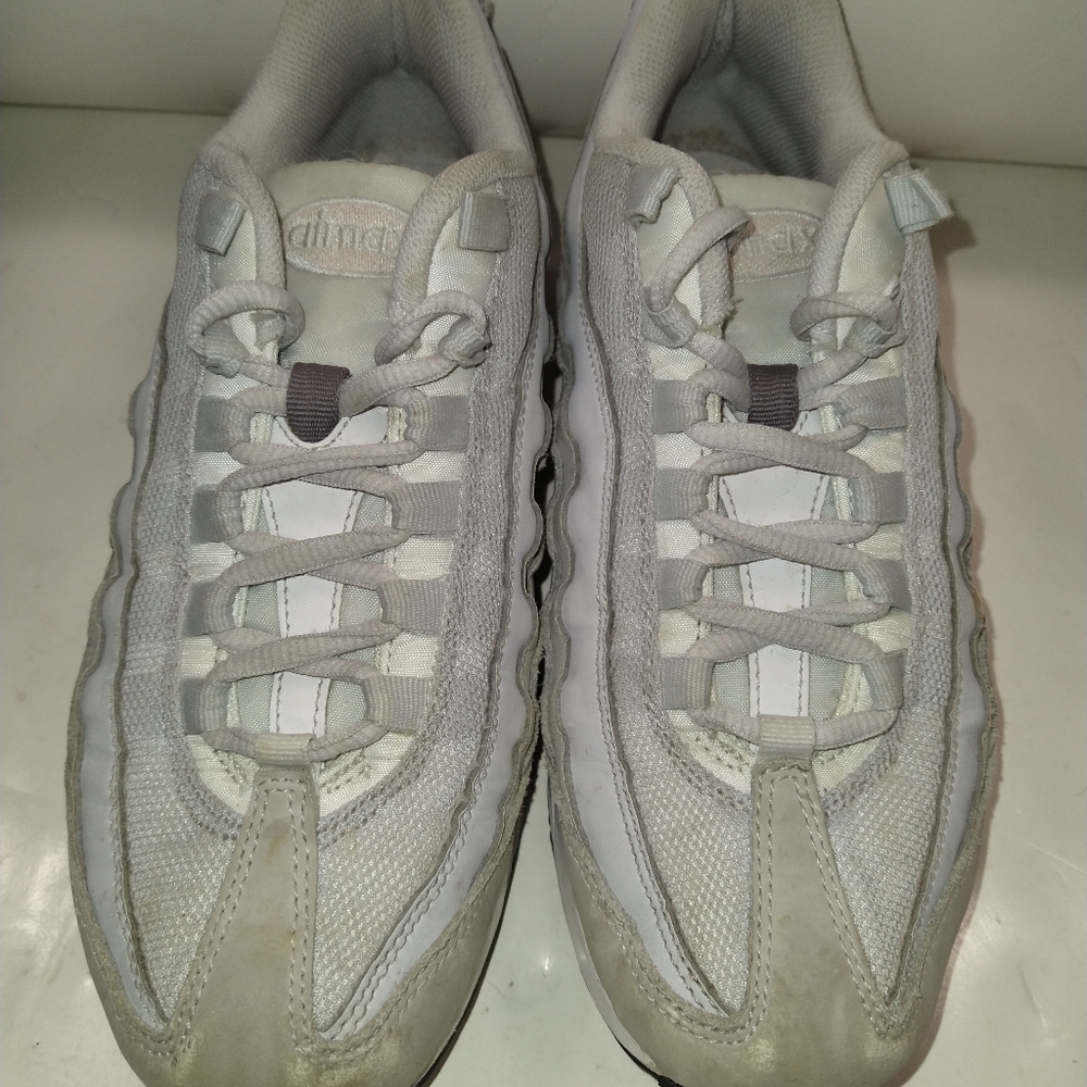 Nike Air Max 95 Platinum Shoes Youth sz 6Y - Picture 2 of 10